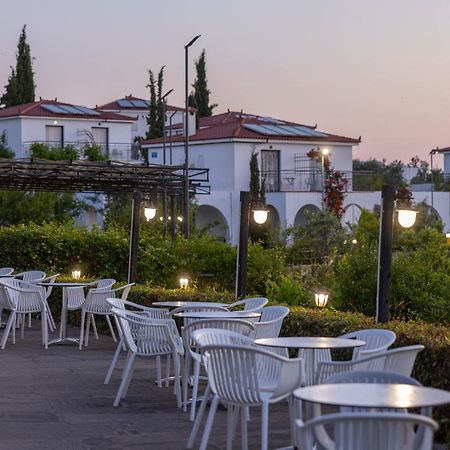 Sunrise Village Beach Hotel Kalamaki  Exterior photo