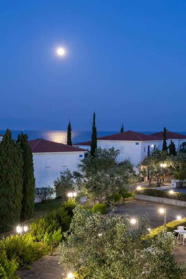Sunrise Village Beach Hotel Kalamaki  Exterior photo