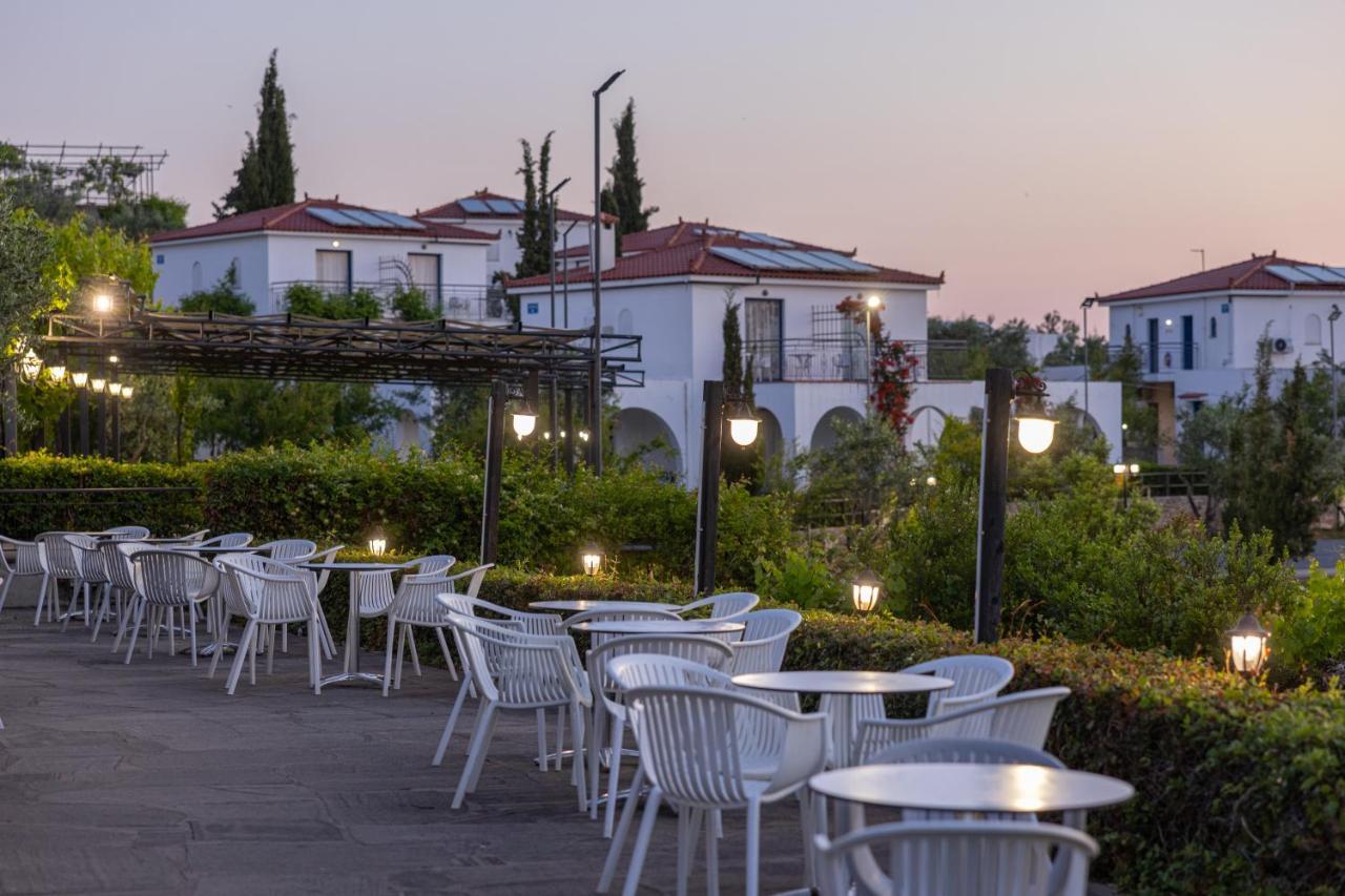 Sunrise Village Beach Hotel Kalamaki  Exterior photo