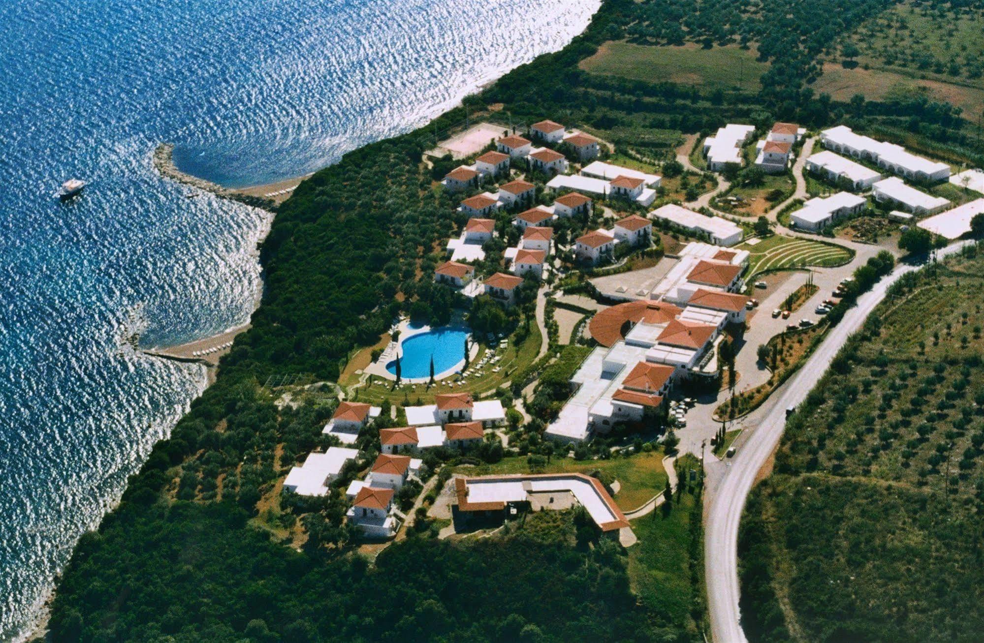 Sunrise Village Beach Hotel Kalamaki  Exterior photo